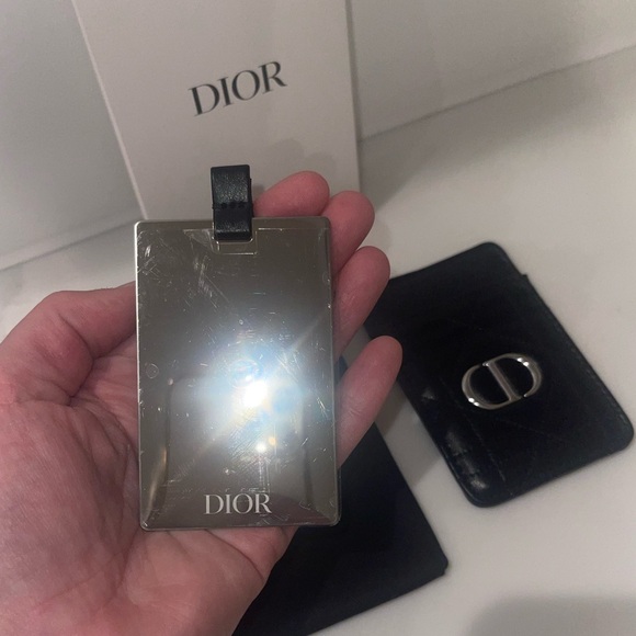 New Dior mirror and card holder - Picture 4 of 7